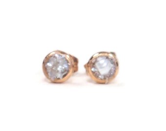 Pearl Crushed Stone 4mm Rose Gold Plated Stud Earrings