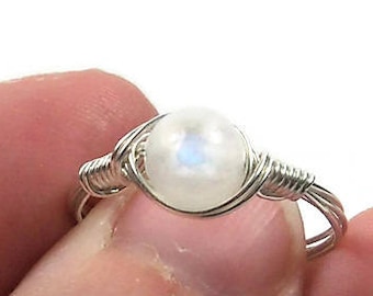 M-LG Rainbow Moonstone .999 Fine Silver Wire Wrapped Ring