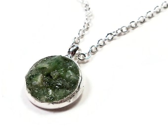Green Emerald Silver Plated 18" Crushed Stone Necklace May Birthstone