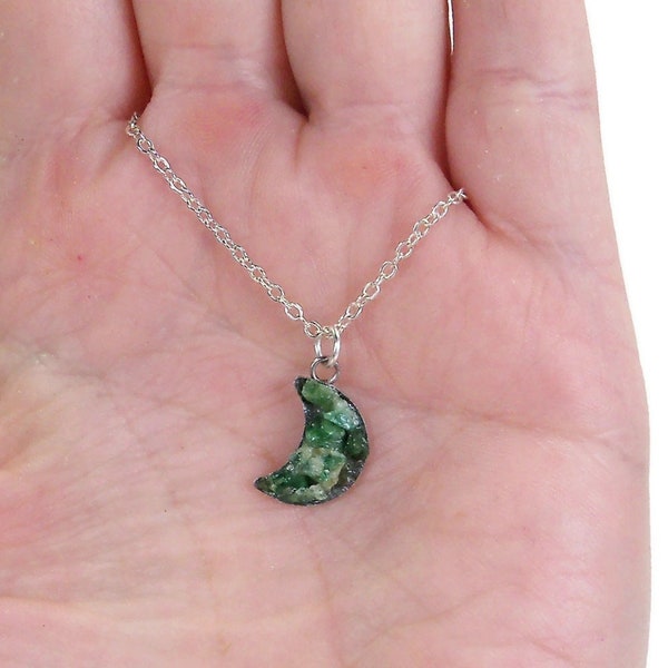 Green Emerald Crushed Stone Moon Silver Plated 18" Necklace