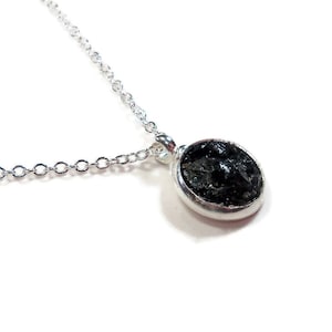 Black Tourmaline Silver Plated 18&quot; Crushed Stone Round Necklace