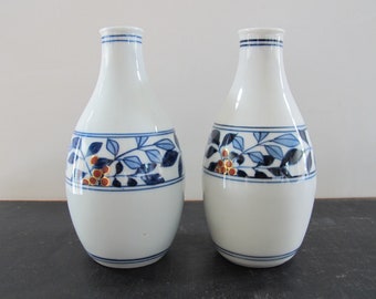 Pair Vases Chinese Four Character Mark Blue and White Entirely Handpainted Porcelain with Red Currants and Gold Gilt 1920s 1930s