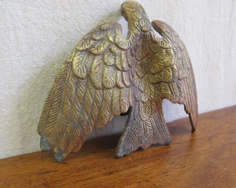 Sculptural 19th century American eagle finial, bronze with trace gilding, 1800s