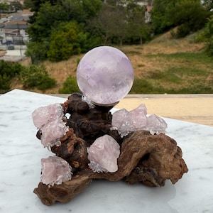 Handmade Natural Driftwood Sphere Holder with Raw Crystal Embellishments || Unique Crystal Wood Stand