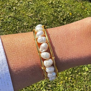Handmade Natural Pearl Bracelet, Gift for Mother, Pearl Birthday Gift for Women, Unique Pearl Bracelet