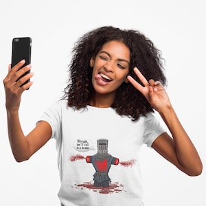 Black Knight - &#39;Tis Buit A Scratch. Graphic Unisex Heavy Cotton Tee, British Comedy Lovers, 1960&#39;s TV, Holy Grail, King Arthur