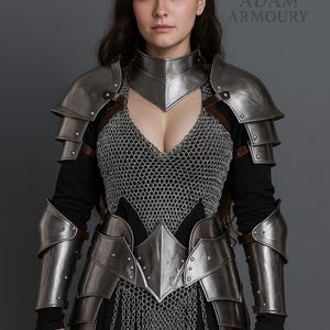 Lady Warrior Armor Fantasy Pauldrons, Gorget & Chainmail, Bracers| Medieval Lady Armor | LARP Women&#39;s armor Cosplay Armor | Gift For women