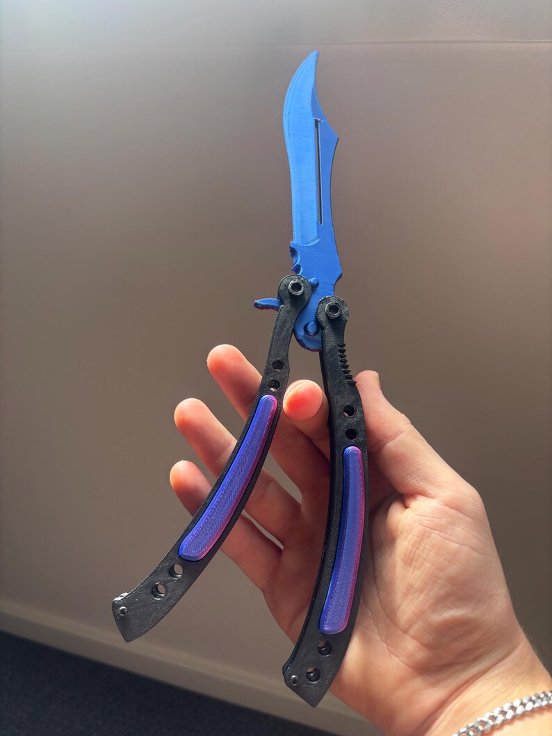Butterfly Trainer (CS2/CSGO) - Customizable Colours - Etsy