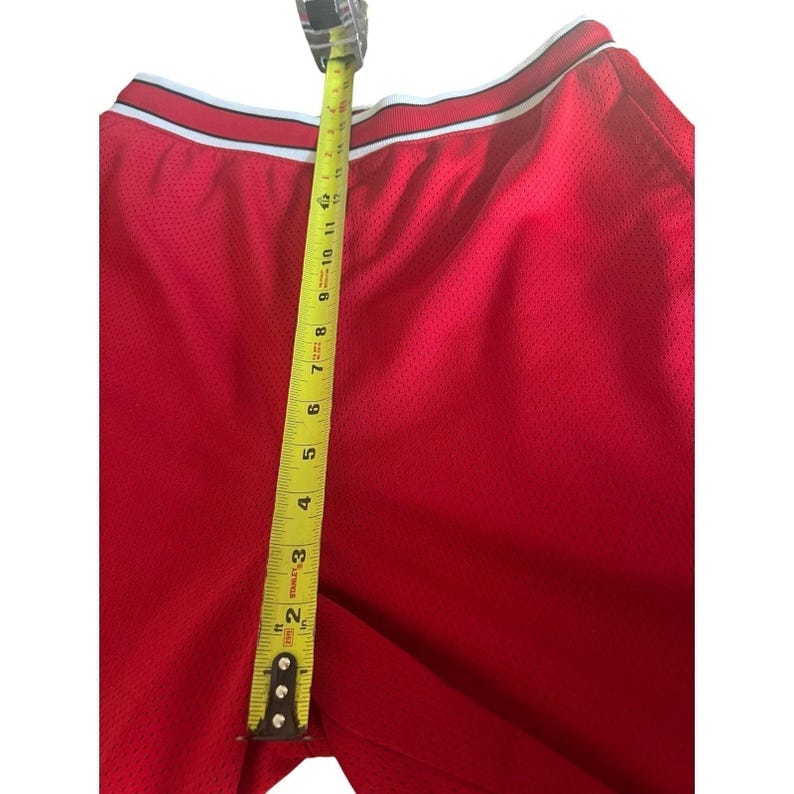 Szorty Nike Air Jordan z siateczki w kolorze czerwonym i białym z lat 90. w rozmiarze M zdjęcie 6
