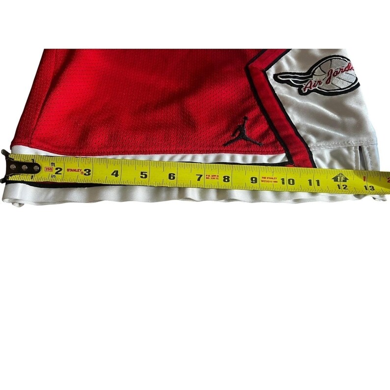 Szorty Nike Air Jordan z siateczki w kolorze czerwonym i białym z lat 90. w rozmiarze M zdjęcie 9
