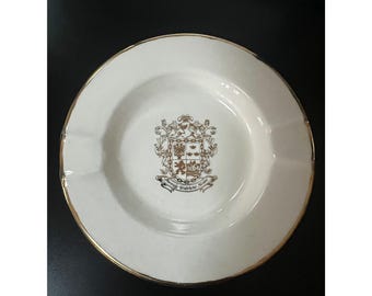 Zabytkowa popielniczka hotelowa Beverly Wilshire Hotel z herbem Beverly Hills i złotym wykończeniem