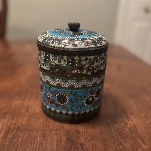 Japanese Meiji Era Goldstone Cloisonne Enamel Box