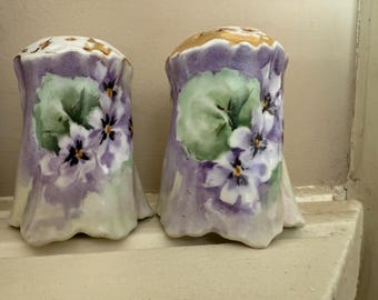 signed and handpainted salt and pepper shakers