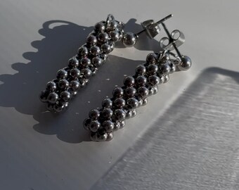 Silver Statue Beaded Stud Earrings