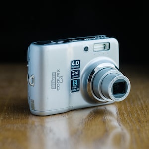 Nikon Coolpix L4 Digicam | 4MP Y2K Digital Camera | Retro Point & Shoot | CCD Sensor | Vintage Aesthetic