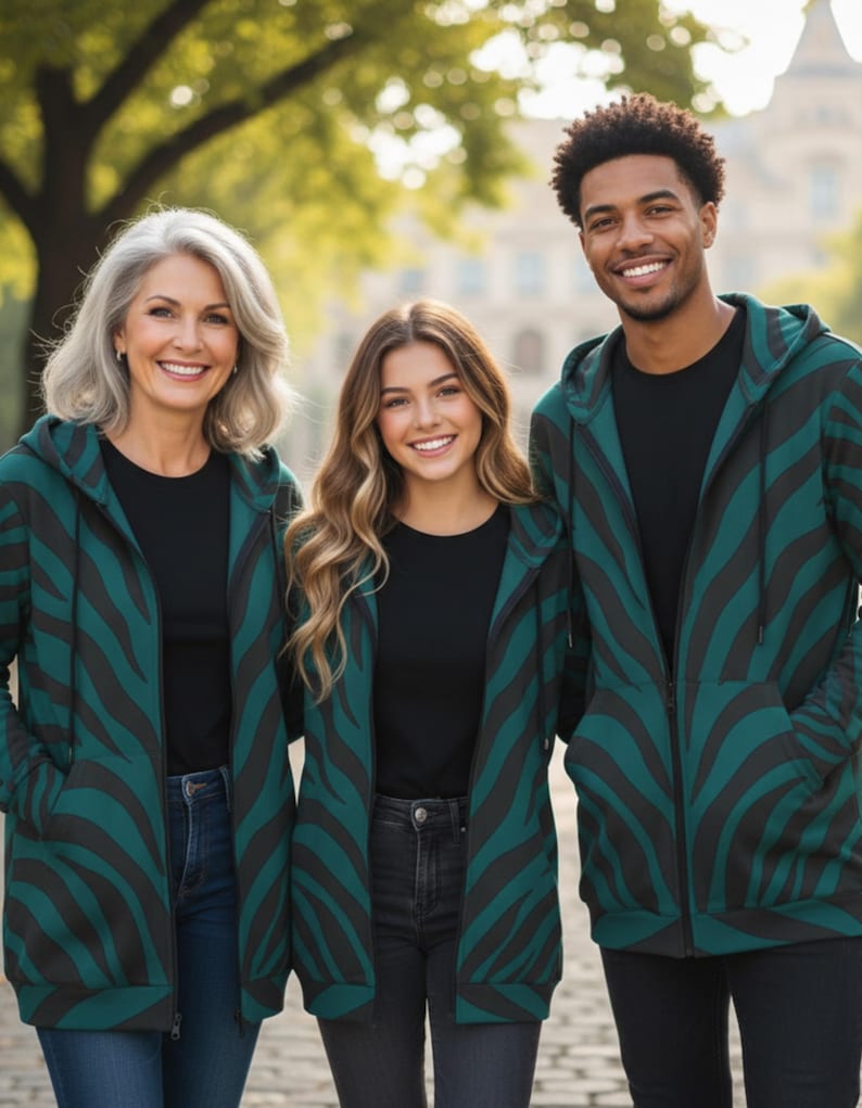 Veste à capuche unisexe bleu canard à imprimé zèbre, vêtements artistiques à imprimé animal, tenues de famille surdimensionnées élégantes assorties, élégant imprimé tigre. Zebra Print