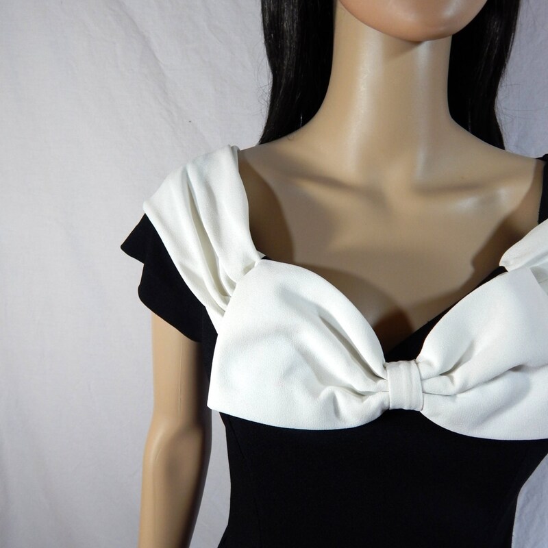 Black and White Bow Dress - Etsy
