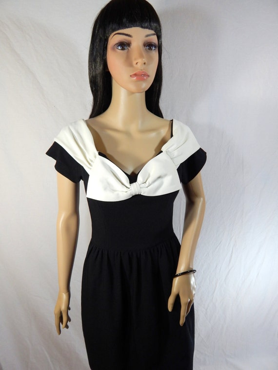 Handmade Black & White WIGGLE PROM DRESS size sma… - image 2