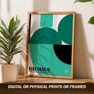 Bauhaus Poster in Grün, moderne geometrische Kunst, minimalistisches abstraktes Dekor, Retro inspiriertes Design, mutiger zeitgenössischer Kunstdruck