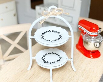 Dollhouse miniature accessories 1:12 Glass Pedestal Cake Stand with Paper Doily