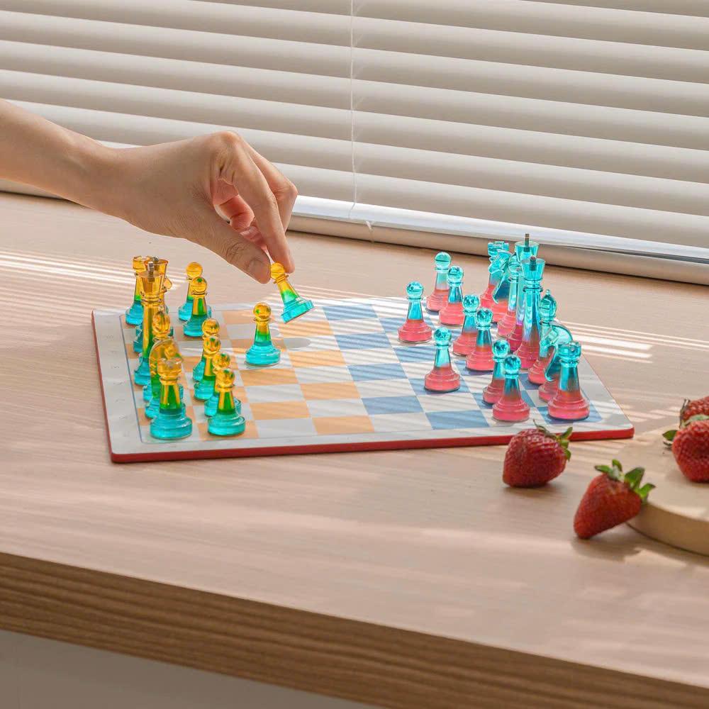 Helio Chess Set, Resin Chess Pieces, Unique Chess Set, Unique Gift ...