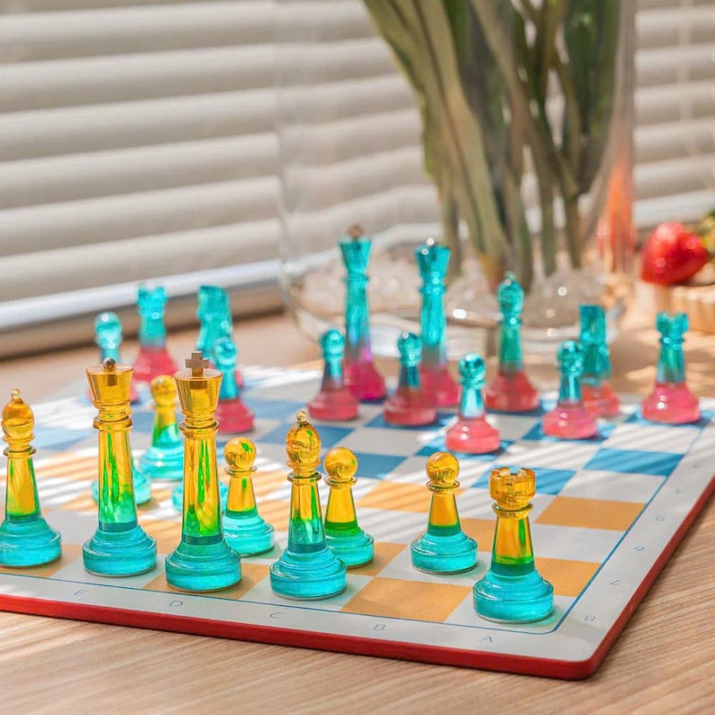 Helio Chess Set, Resin Chess Pieces, Unique Chess Set, Unique Gift ...