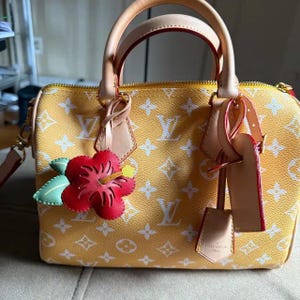 Dije de flor para bolso, llavero vegano de microfibra, regalo para ella
