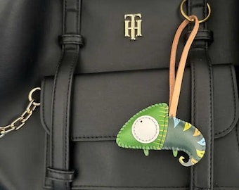 Handmade Insect Purse Charm – Vegan Leather Charm, Unique Leather Bag Accessory, Keychain Gift, One-of-a-Kind Small Gift