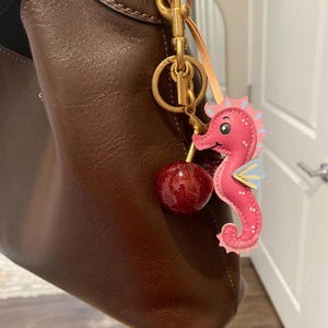 Vegan Leather Seahorse Bag Charm –  Ocean-Inspired Gift Idea -  Keychain, Handbag Accessory, Unique Gift Idea for Her
