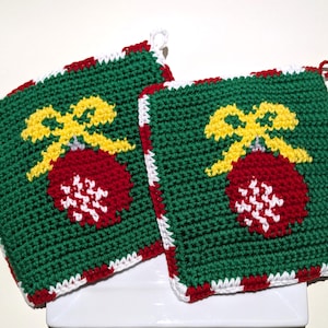 Christmas Ornament Potholders - Set of Two Snowflake Ornament Christmas Potholders - Potholders - Red and Green Pot Holders READY TO SHIP
