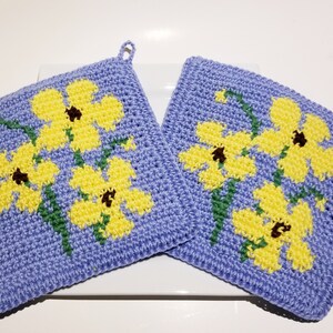 Buttercup Flowers Potholders, Yellow Flower Kitchen Decor, Hot Pad, Pot Holders Trivet Set of Two Mothers Day Gift, Gift for Mom