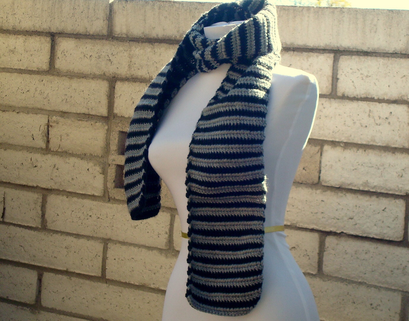 Black and grey striped cheap scarf
