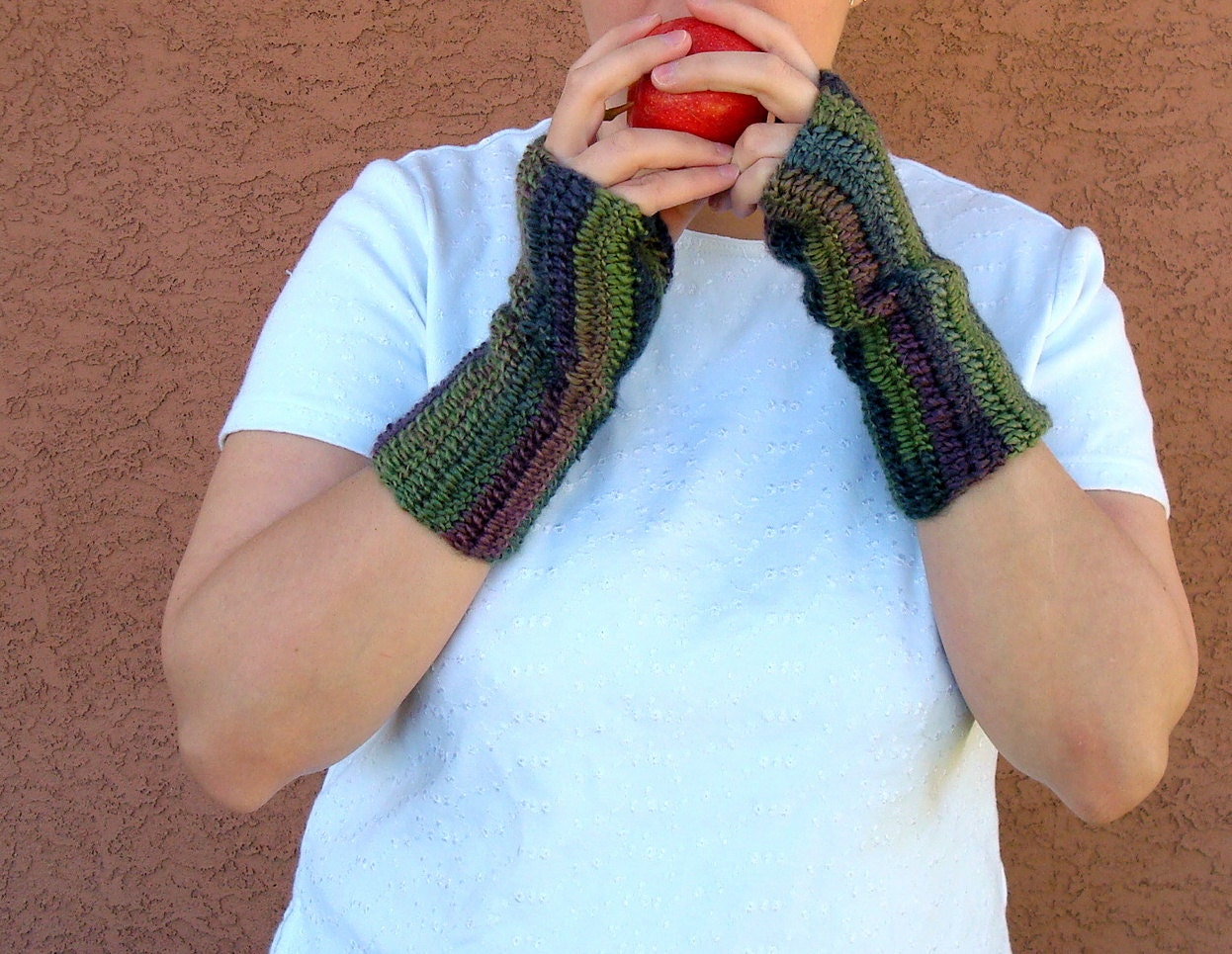 echo fingerless gloves