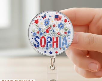Identyfikator USA z 250 personalizowanymi nazwami, spersonalizowany patriotyczny uchwyt na identyfikator z motywem dzikich kwiatów, wysuwany klips w kolorze czerwono-biało-niebieskim, prezent dla pielęgniarki z okazji 4 lipca