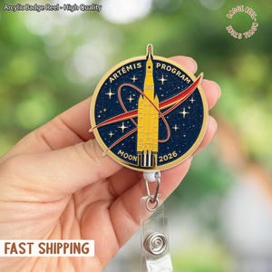 Artemis II Mission-speld/badgerol/sleutelhanger, Return to the Moon 2026, retro ruimtebadge, cadeau astronomieliefhebber, rugzak ruimteverkenning