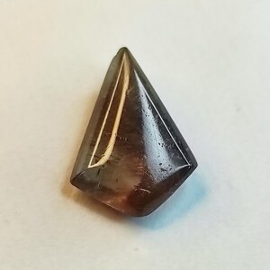 Diaspore. 6.25 ct freeform faceted gemstone color changer natural diaspore - Rare Turkish Diaspore Gemstone