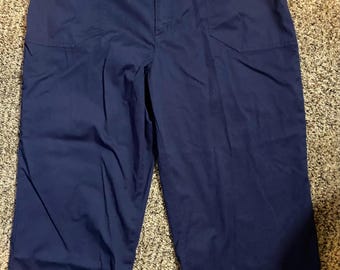 Vintage TravelSmith Navy Blue Cropped Pants Size 16