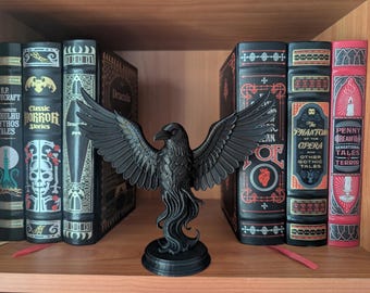 Black Raven Statue on Plinth – Outstretched Wings Gothic Decor – 8×7” Mythical Bird Sculpture
