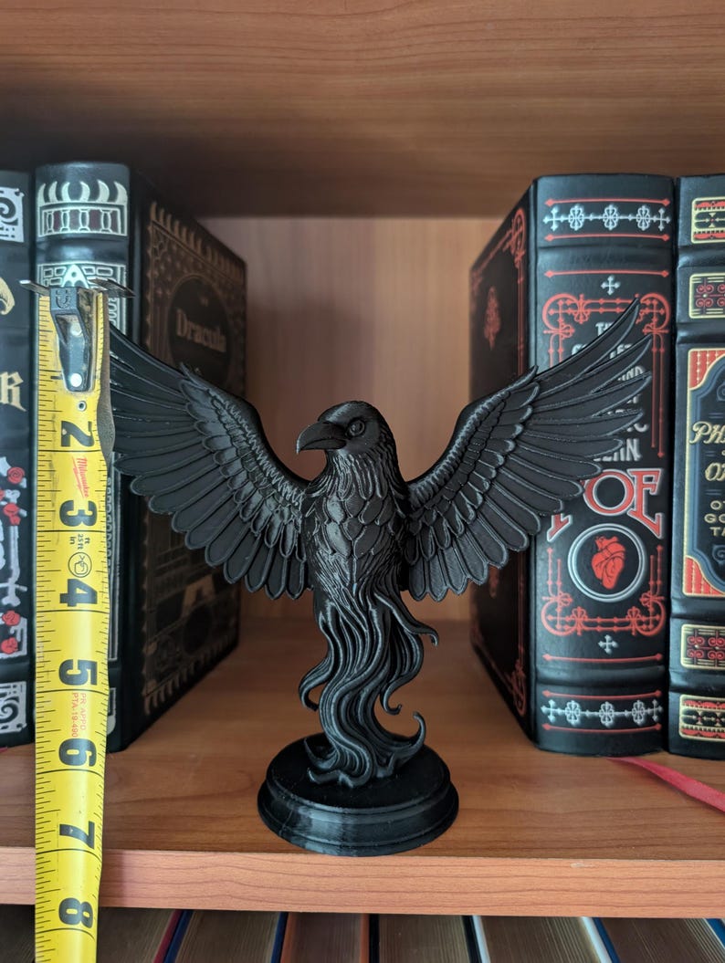 Plastic Raven Black Raven Statue on Plinth – Outstretched Wings Gothic Decor – 8×7 ...