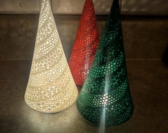 Christmas Tree Tea Light Candle – Flickering Holiday Glow (Multiple Colors)