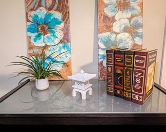 Small White Marbled Japanese Lantern