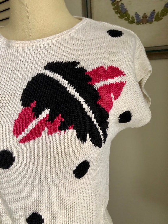 80s Black and White Dots and Feathers Sweater - image 2