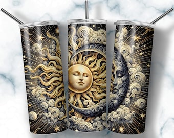 Puede incluir: Tres vasos de acero inoxidable con un diseño dorado y negro que presenta un sol y una luna con nubes y estrellas.
