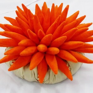 Stranger Things Juicy Orange Origami Luxury Plush Pine Shaped Flower Pillow Home Decor Fun Pillow Decorative Handmade Retro Sofa Pillow image 5