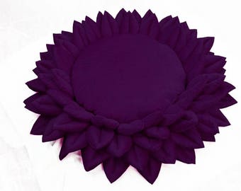 Purple Lotus Floor Cushion - Plush Velvet Meditation Seat with Calming Energy for Comfortable, Supportive, and Relaxing Seating