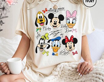Camiseta vintage com a assinatura do Mickey e seus amigos, camiseta dos personagens da Disney, camiseta do Magic Kingdom, camiseta da família Disney, viagem à Disneylândia