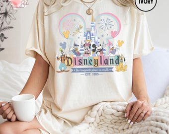Camiseta retro de Disneyland para mujer, camiseta de Mickey, Minnie, Goofy y Donald, bonita camiseta de viaje a Disney, el lugar más feliz del mundo, fundado en 1955.