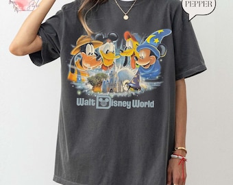 ヴィンテージ ウォルト ディズニー ワールド シャツ 地球上で最も幸せな場所 T シャツ、ヴィンテージ ミッキー プルート ドナルド グーフィー シャツ、ディズニー旅行お揃いファミリー シャツ