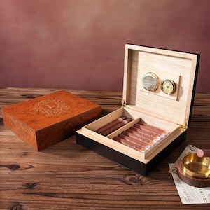 Birthday Gift , Dad Gift, Gifts for Him, Personalized Gift, Cigar Humidor, Cigar Box, Groomsmen Cigar Box, Cigar Storage, Humidor Gift