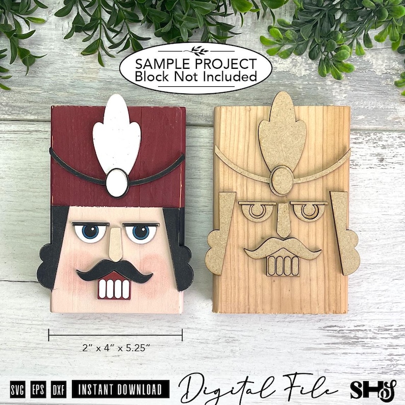 Puede incluir: Dos recortes rectangulares de madera con caras de cascanueces. Uno est&aacute; pintado en rojo, negro, blanco y beige con ojos azules. El otro es de madera natural sin pintar. Un diagrama muestra medidas de 5,08 cm x 10,16 cm x 13,34 cm. Texto: SAMPLE PROJECT Block Not Included.